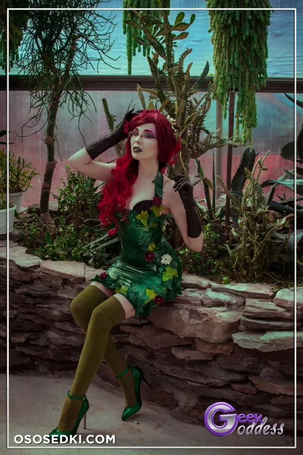 Kassandra Leigh | DC Comics | Poison Ivy - Photo 3