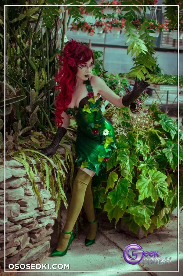 Kassandra Leigh | DC Comics | Poison Ivy - Photo 5