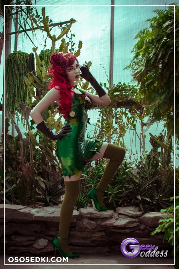 Kassandra Leigh | DC Comics | Poison Ivy - Photo 10