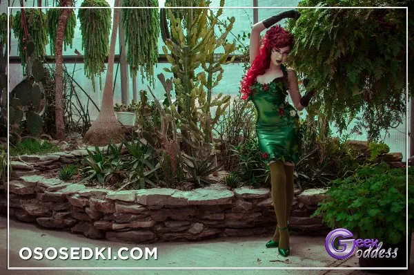 Kassandra Leigh | DC Comics | Poison Ivy - Photo 11