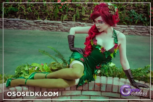 Kassandra Leigh | DC Comics | Poison Ivy - Photo 14