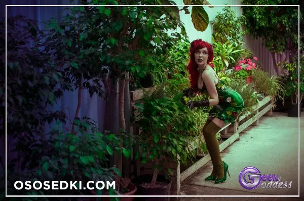 Kassandra Leigh | DC Comics | Poison Ivy - Photo 30
