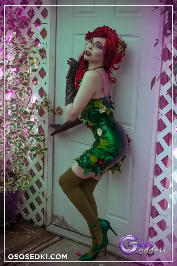 Kassandra Leigh | DC Comics | Poison Ivy - Photo 32