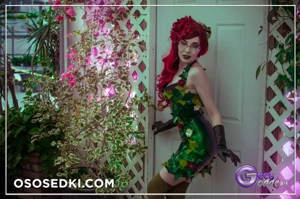 Kassandra Leigh | DC Comics | Poison Ivy - Photo 33