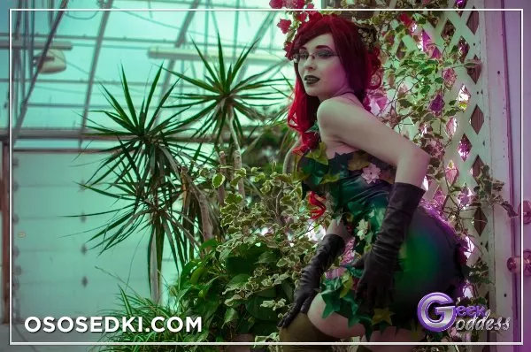 Kassandra Leigh | DC Comics | Poison Ivy - Photo 34