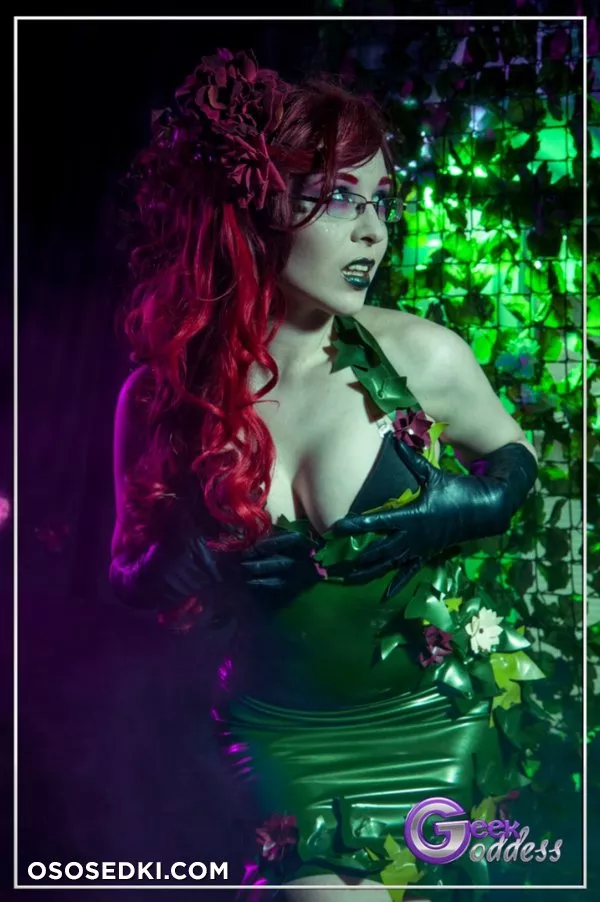 Kassandra Leigh | DC Comics | Poison Ivy - Photo 38