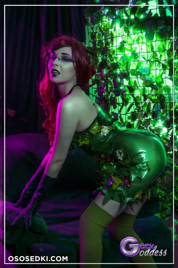 Kassandra Leigh | DC Comics | Poison Ivy - Photo 42
