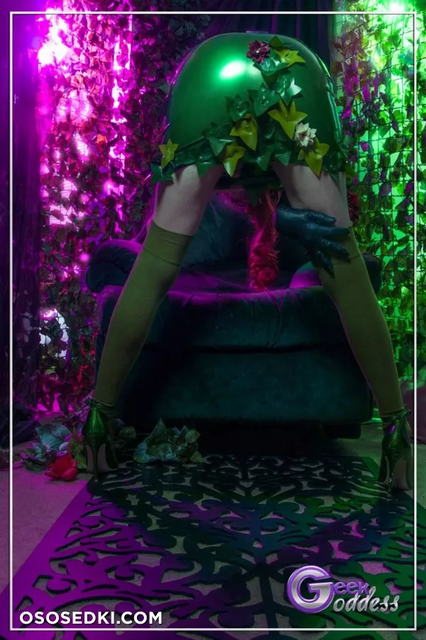 Kassandra Leigh | DC Comics | Poison Ivy - Photo 43