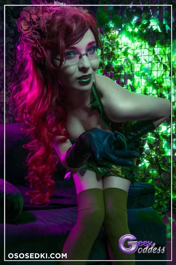 Kassandra Leigh | DC Comics | Poison Ivy - Photo 45