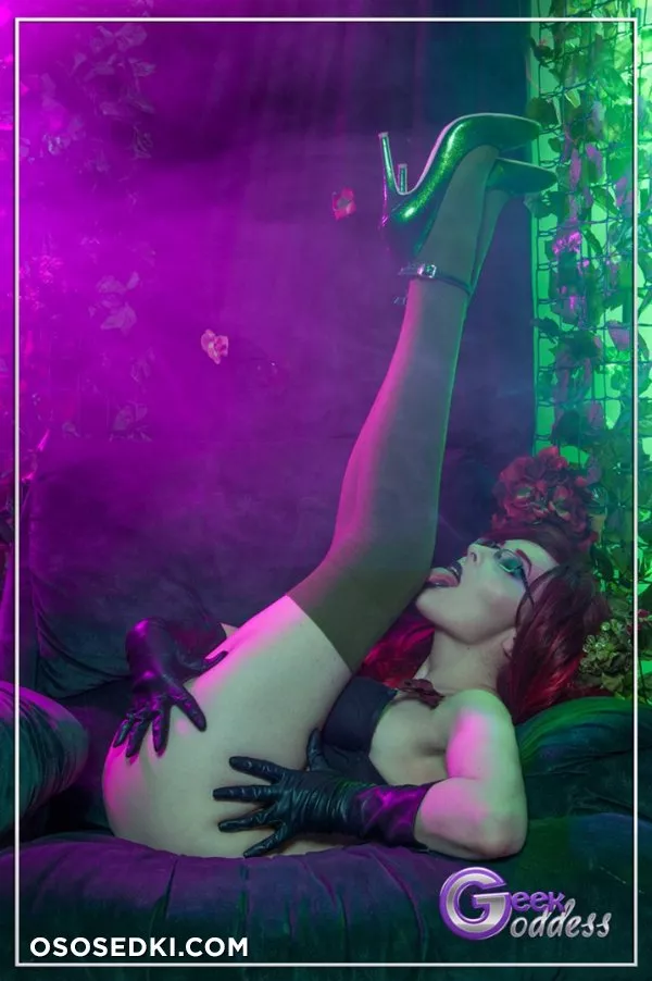 Kassandra Leigh | DC Comics | Poison Ivy - Photo 59