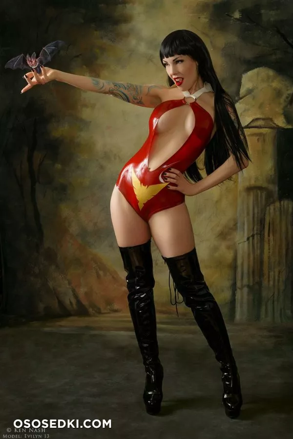 Cynthia, Evilyn 13 | Vampirella, Lady Death - Photo 8