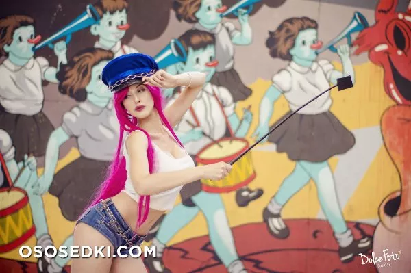 - | Street Fighter | Poison - Photo 4