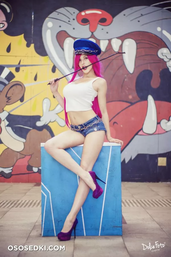- | Street Fighter | Poison - Photo 17