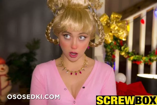 Chloe Couture | The Grinch | Cindy Lou Who - Photo 31
