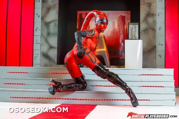 Kleio Valentine | Star Wars | Darth Talon - Photo 37