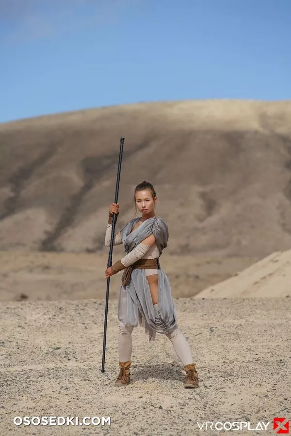 Taylor Sands | Star Wars | Rey - Photo 3
