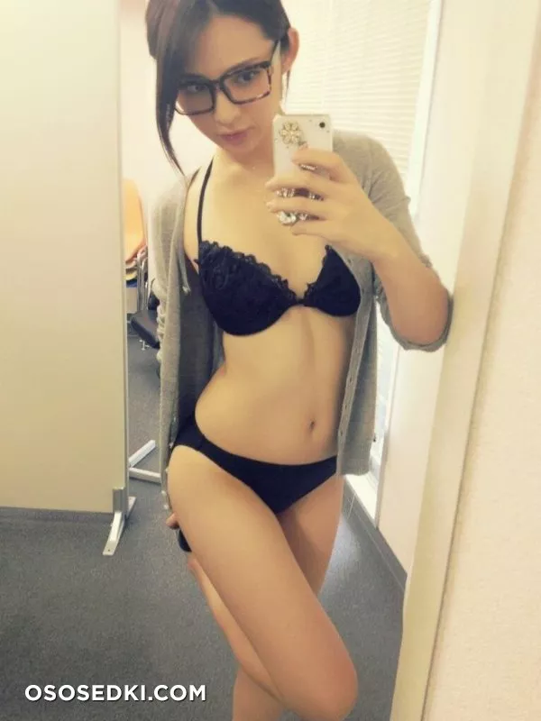 Suzuki Saki - Photo 2