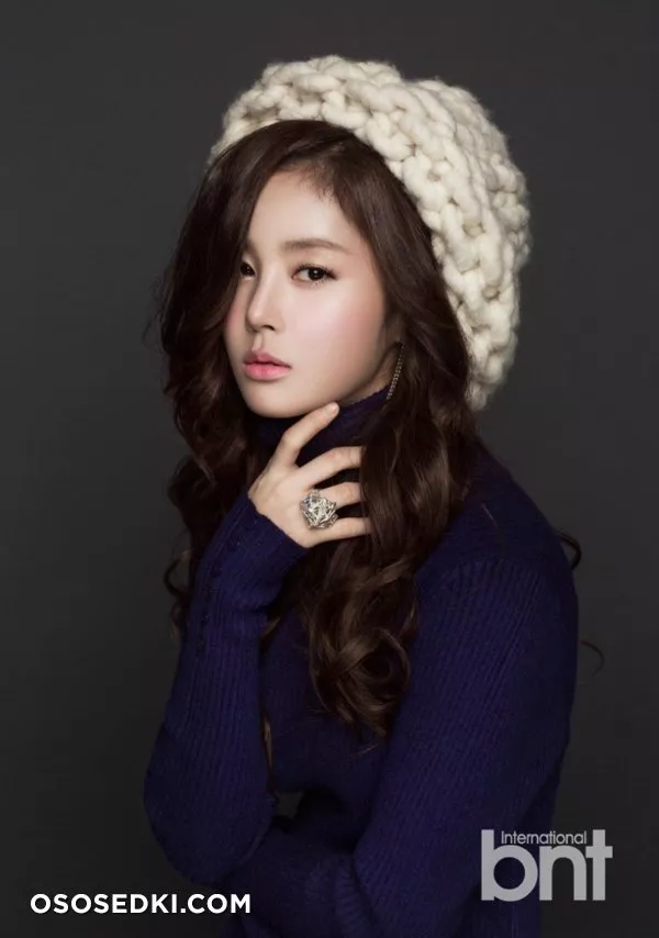 Han Hye Rin - Photo 1