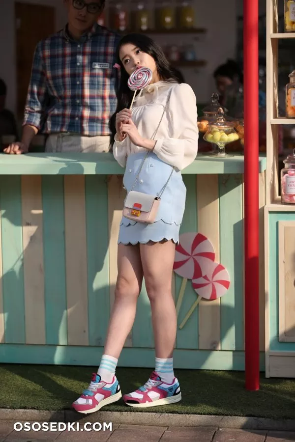 IU - Photo 5