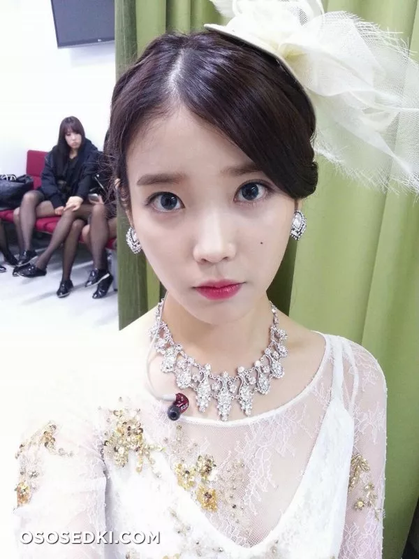 IU - Photo 14