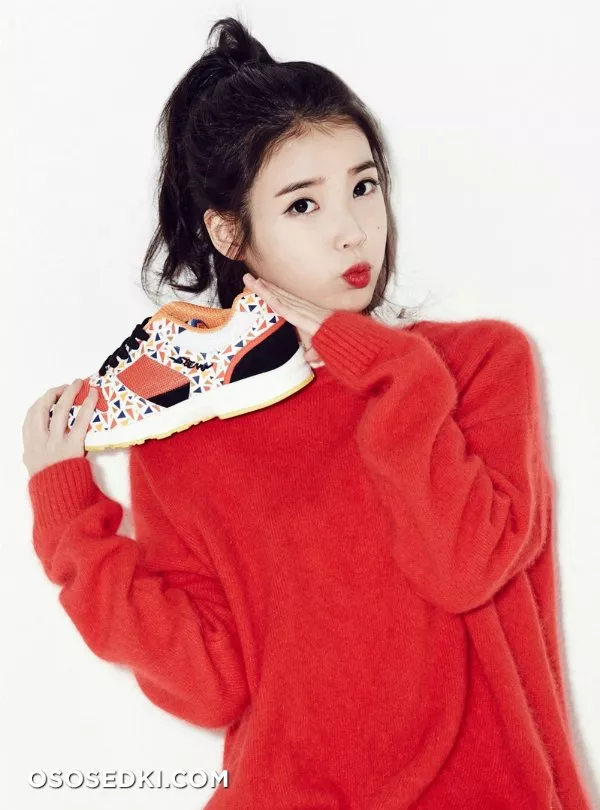 IU - Photo 17