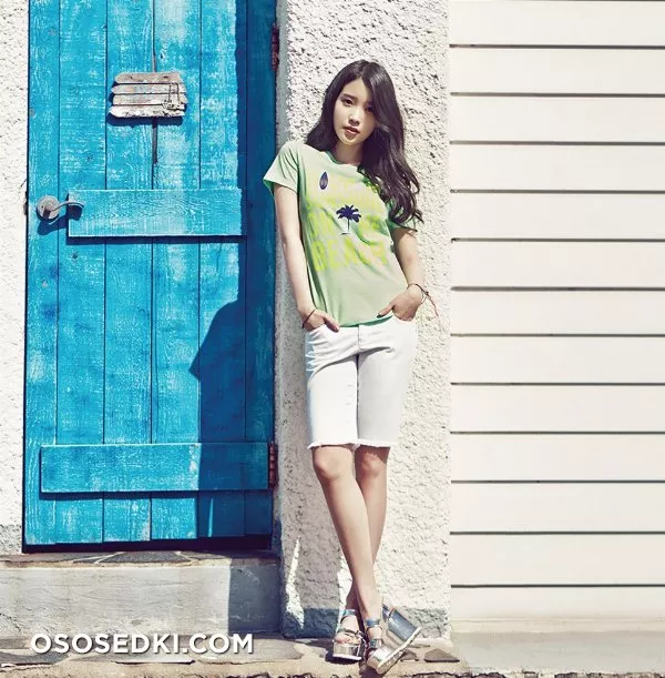 IU - Photo 23