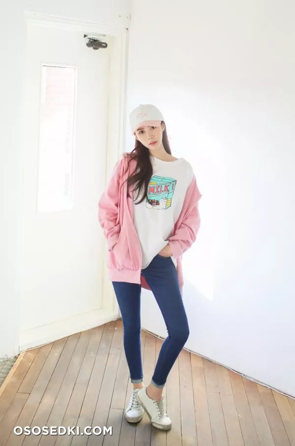 Jenny - Photo 26