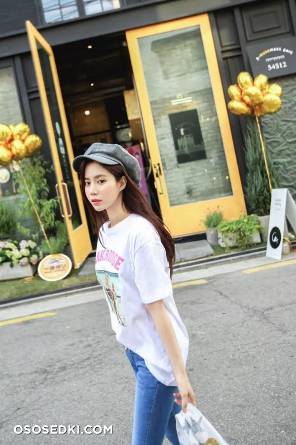 Jenny - Photo 34