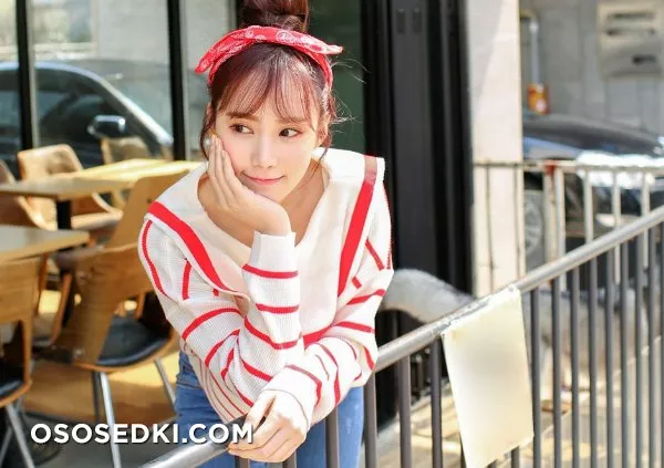 Jenny - Photo 61