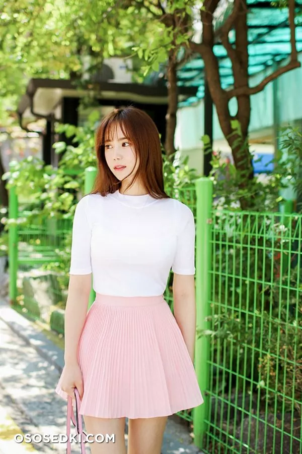 Jenny - Photo 79