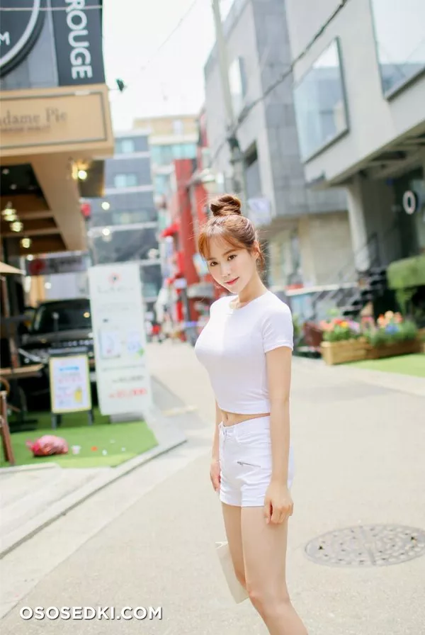Jenny - Photo 104