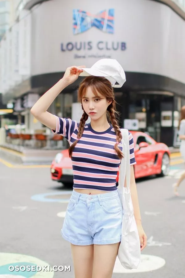 Jenny - Photo 110