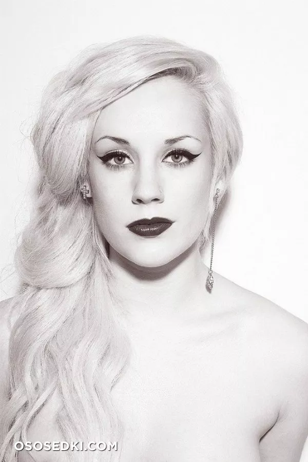 Amie Paxton - Photo 14