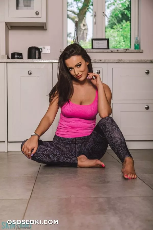 Lauren Louise - Shocking - Released 18/3/21 - Photo 69