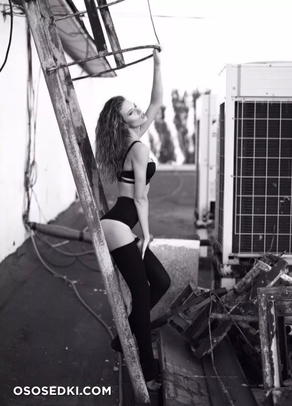 Alena Ulan - Photo 11