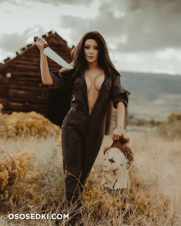 Kate Sarkissian - Halloween erotic patreon cosplay set - Photo 10