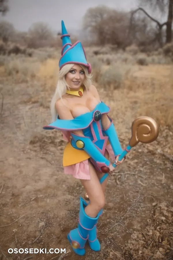 Kate Sarkissian - Dark Magician Girl erotic patreon cosplay set - Photo 41