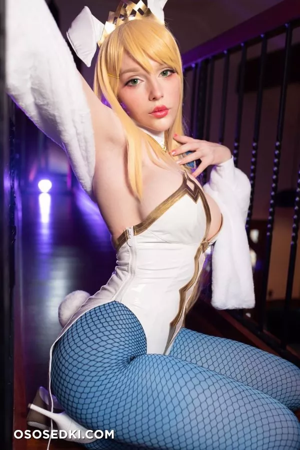 Moonfox April Bunny erotic patreon cosplay set - Photo 13