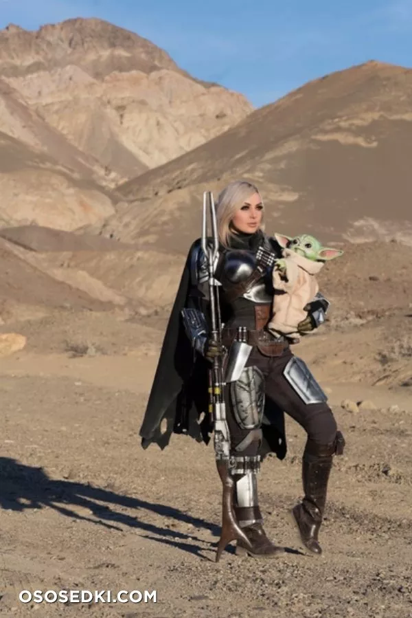Jessica Nigri -  Mandalorian Cosplay set - Photo 15