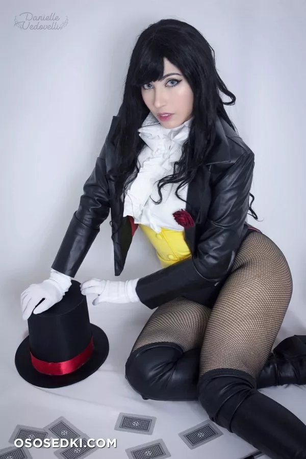 Danielle Vedovelli - Zatanna erotic cosplay set - Photo 34