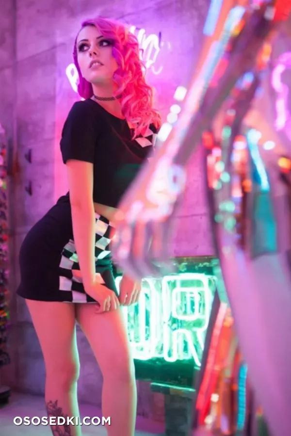 Rolyatistaylor - Neon Demon patreon cosplay set - Photo 10