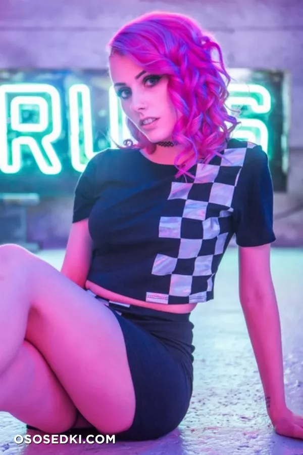 Rolyatistaylor - Neon Demon patreon cosplay set - Photo 11