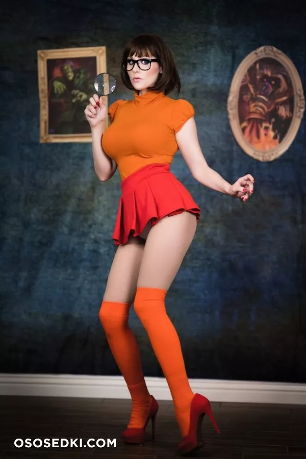 Angie Griffin - Velma patreon cosplay set - Photo 2