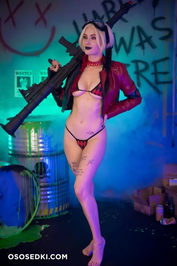 Nichameleon - Harley Quinn patreon cosplay set - Photo 4