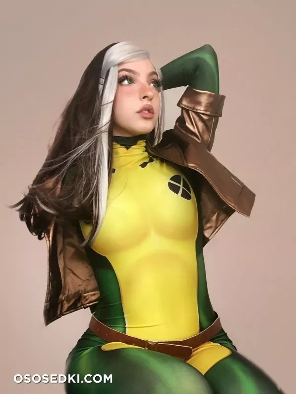 Miss Bri Torress - Rogue patreon cosplay set - Photo 1