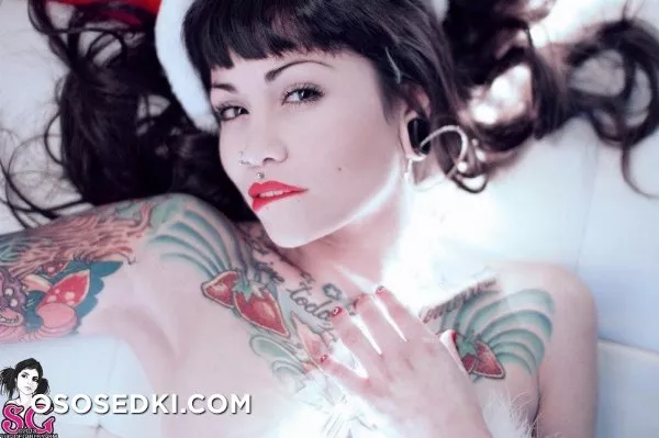 Violetrose - Photo 1