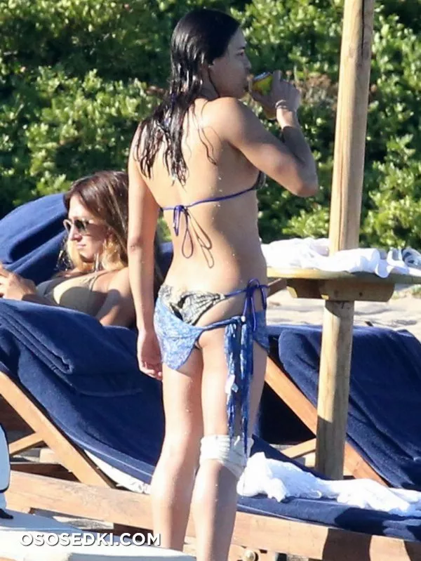 Мишель Родригес (Michelle Rodriguez) в бикини на Сардинии 03.08 - Photo 10