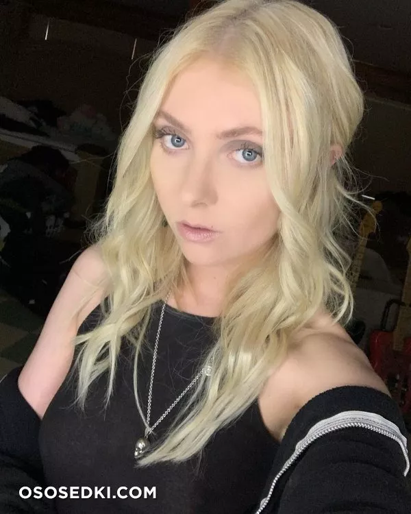 Тейлор Момсен голая, Taylor Momsen фото - Photo 30