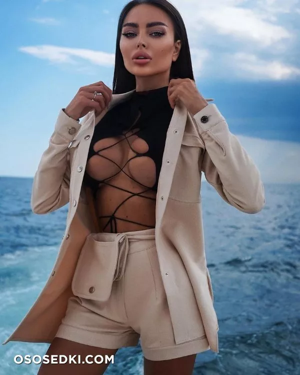 Alena Omovych - Photo 47