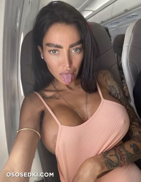Alena Omovych - Photo 93
